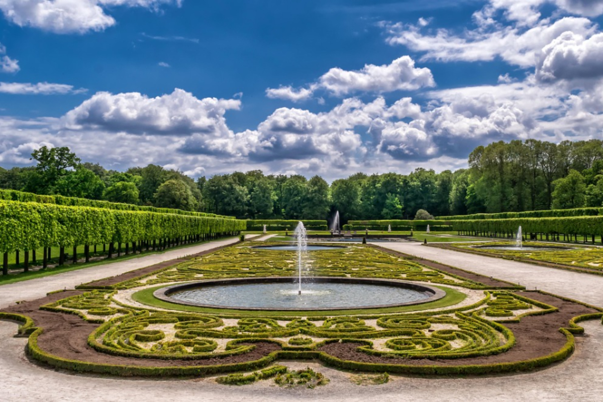 modern garden landscape